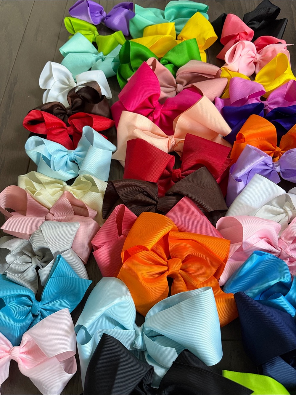 Kids different sizes and colors Satin Hair Bow